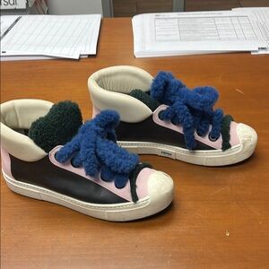 Fendi Plush Women’s Sneakers